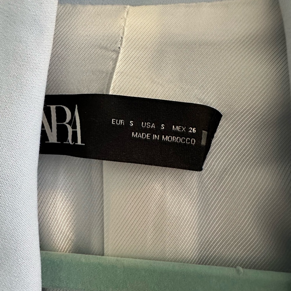 Zara Blue and Gold Blazer with Structured Silhouette - Picture 7 of 8